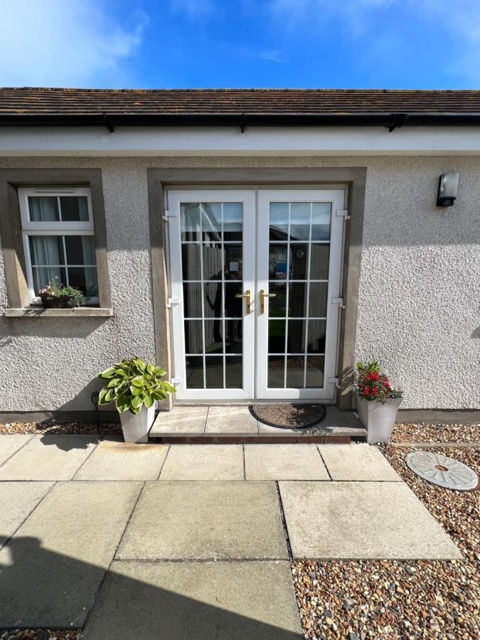 Smythe Cottage Kirkistown Extérieur photo