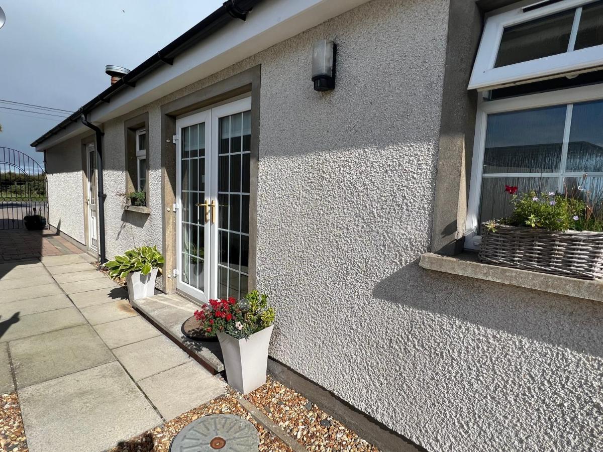 Smythe Cottage Kirkistown Extérieur photo