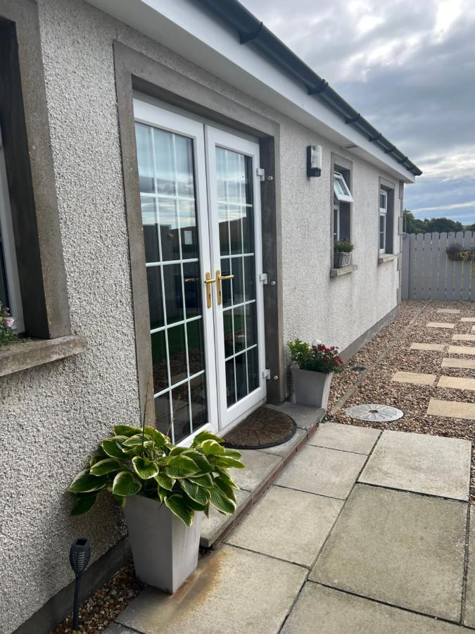 Smythe Cottage Kirkistown Extérieur photo